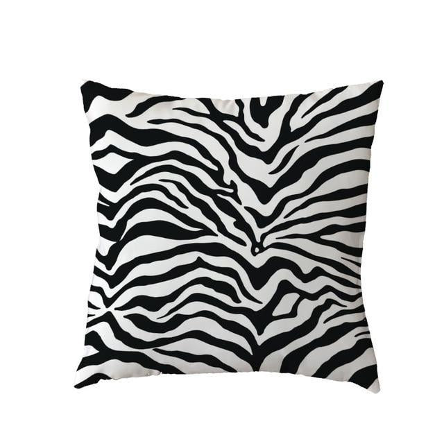 coussin zebre fourrure