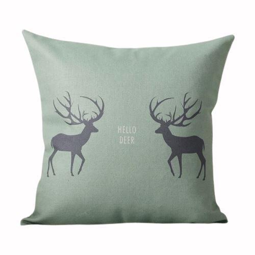 coussin tête de cerf vert