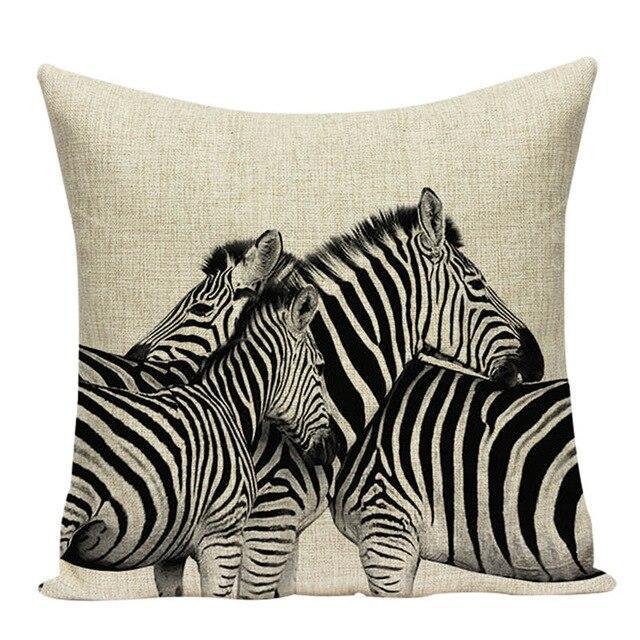 Coussin noir et blanc Zebre