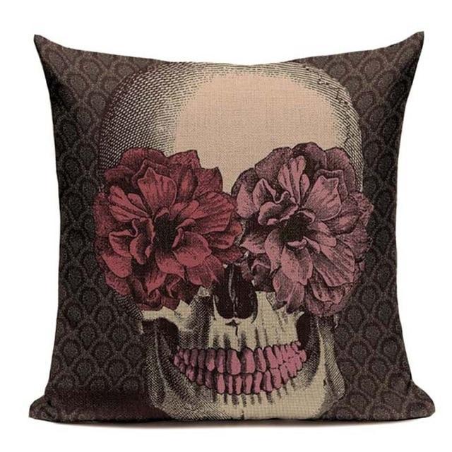 Coussin Tête de Mort Yeux Roses